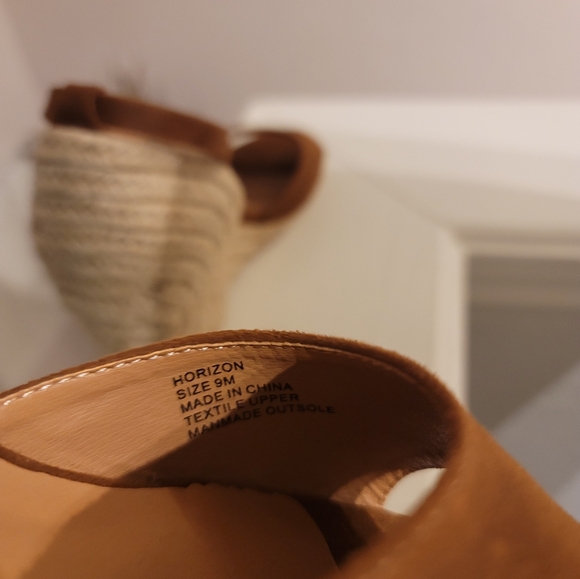 Coconuts by Matisse Tan Espadrille Sandals - Picture 5 of 5